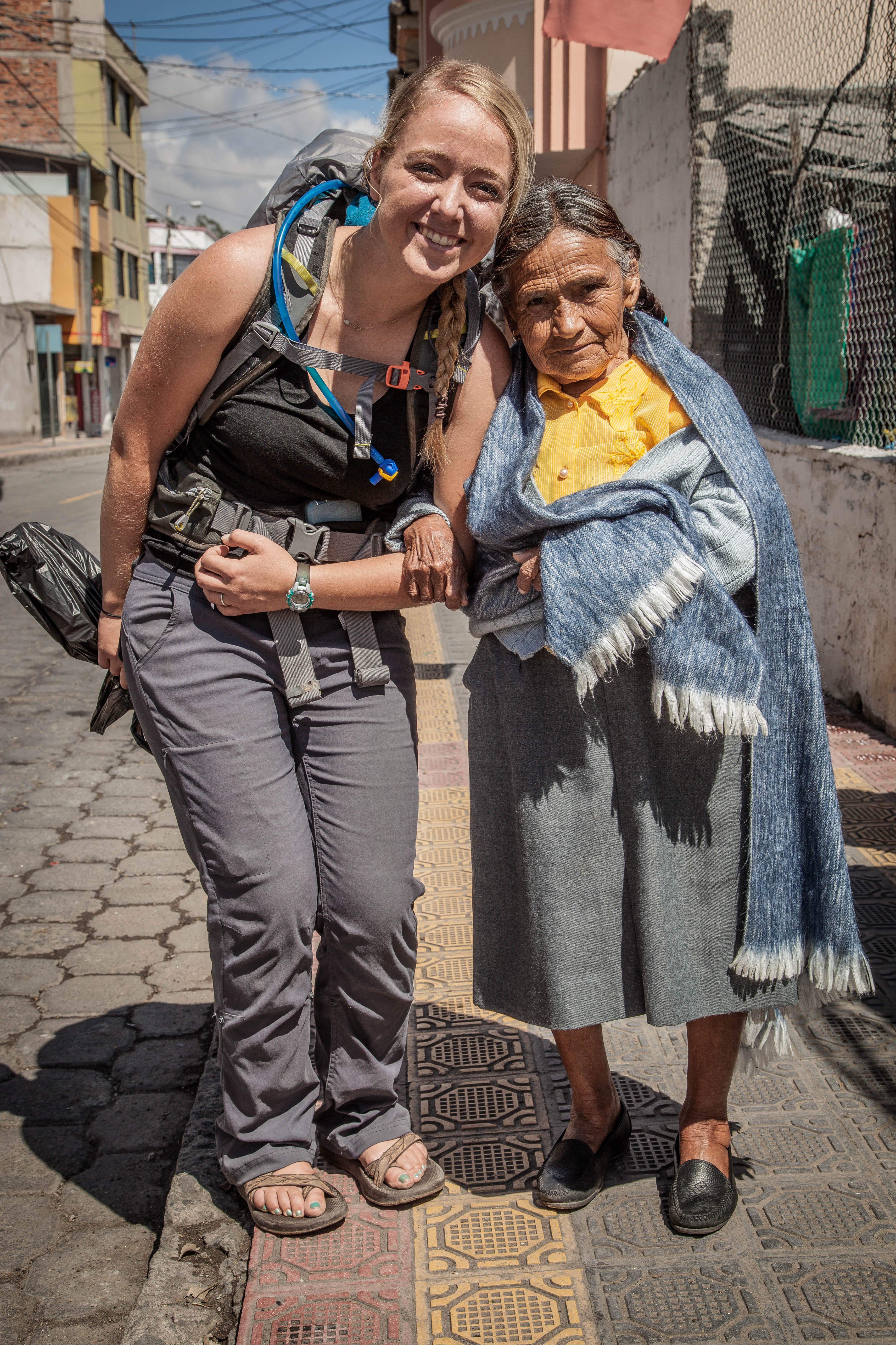 Christian Study abroad program student with an Ecuadorian lady in Quito Ecuador